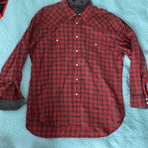 Tommy Hilfiger snap up weatern style red plaid shirt